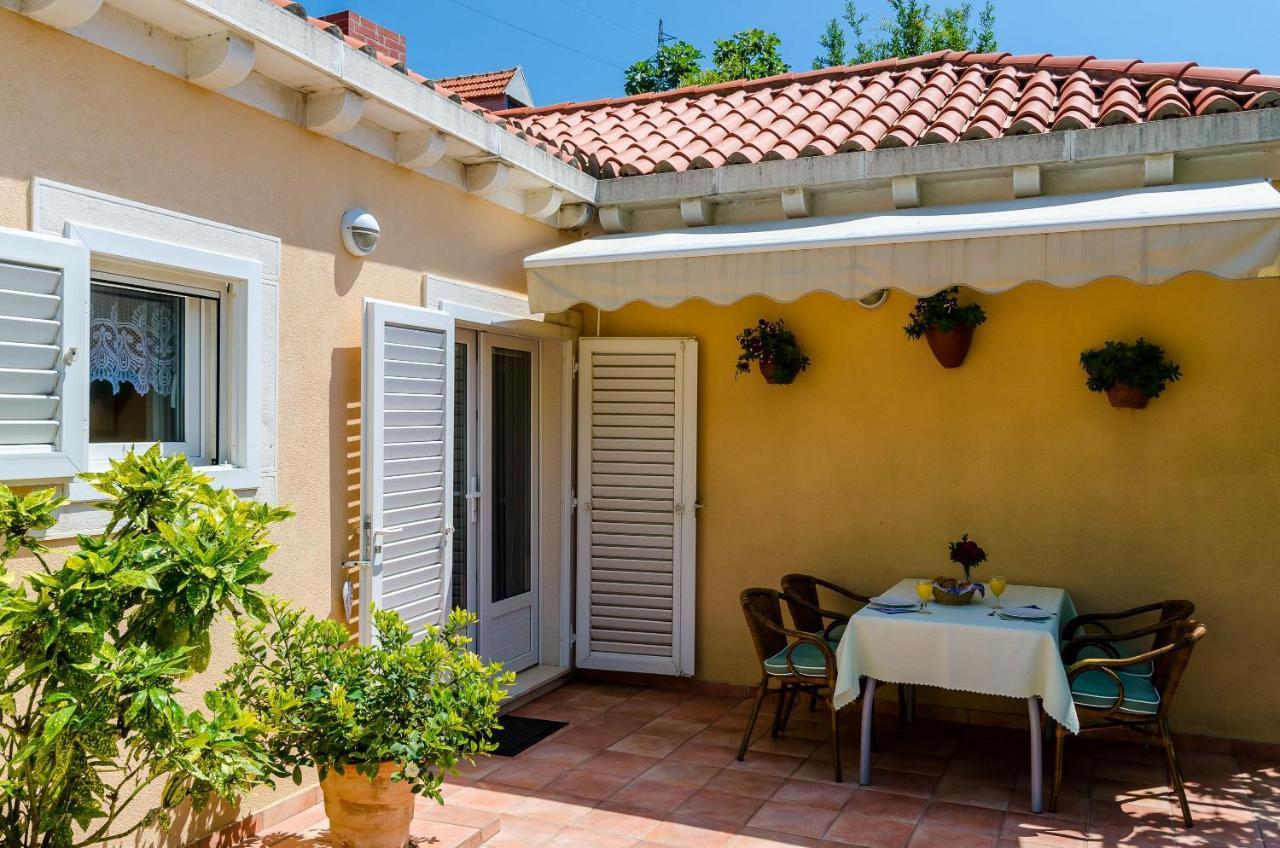 Holiday Home Hope Дубровник Екстериор снимка