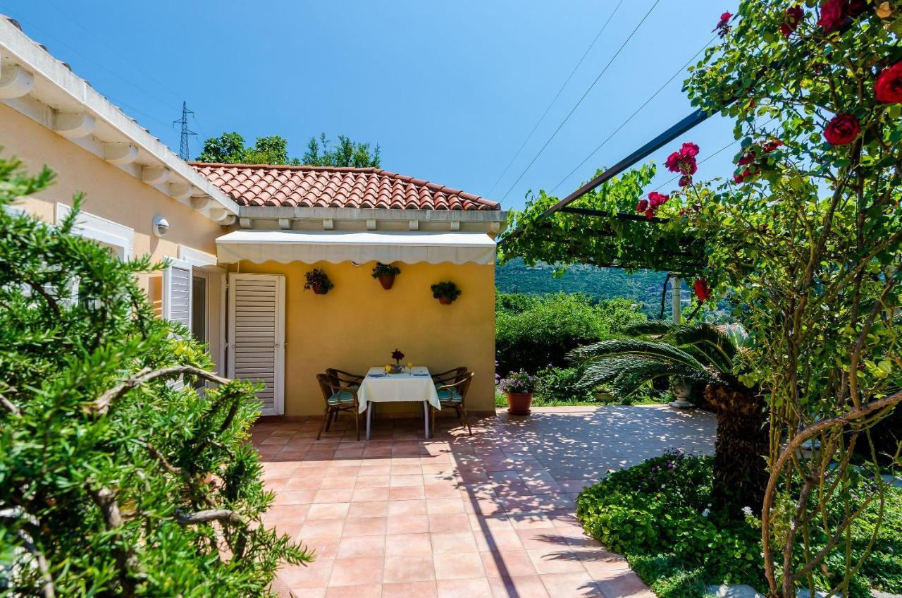 Holiday Home Hope Дубровник Екстериор снимка